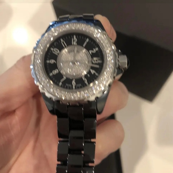 CHANEL WATCH - Picture 2 of 16